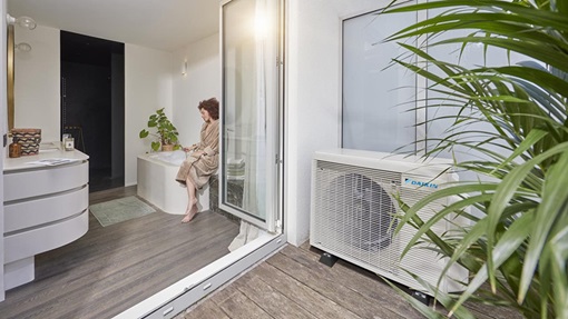 Vue installation unite exterieure pentasplit Daikin multiplus
